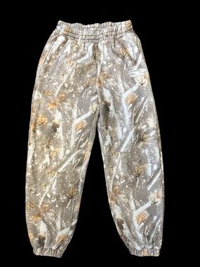 Comfrt Camo Print Joggers Women’s Size: Large